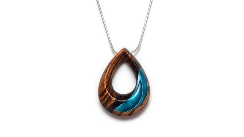 Reversible turquoise and red oval necklace